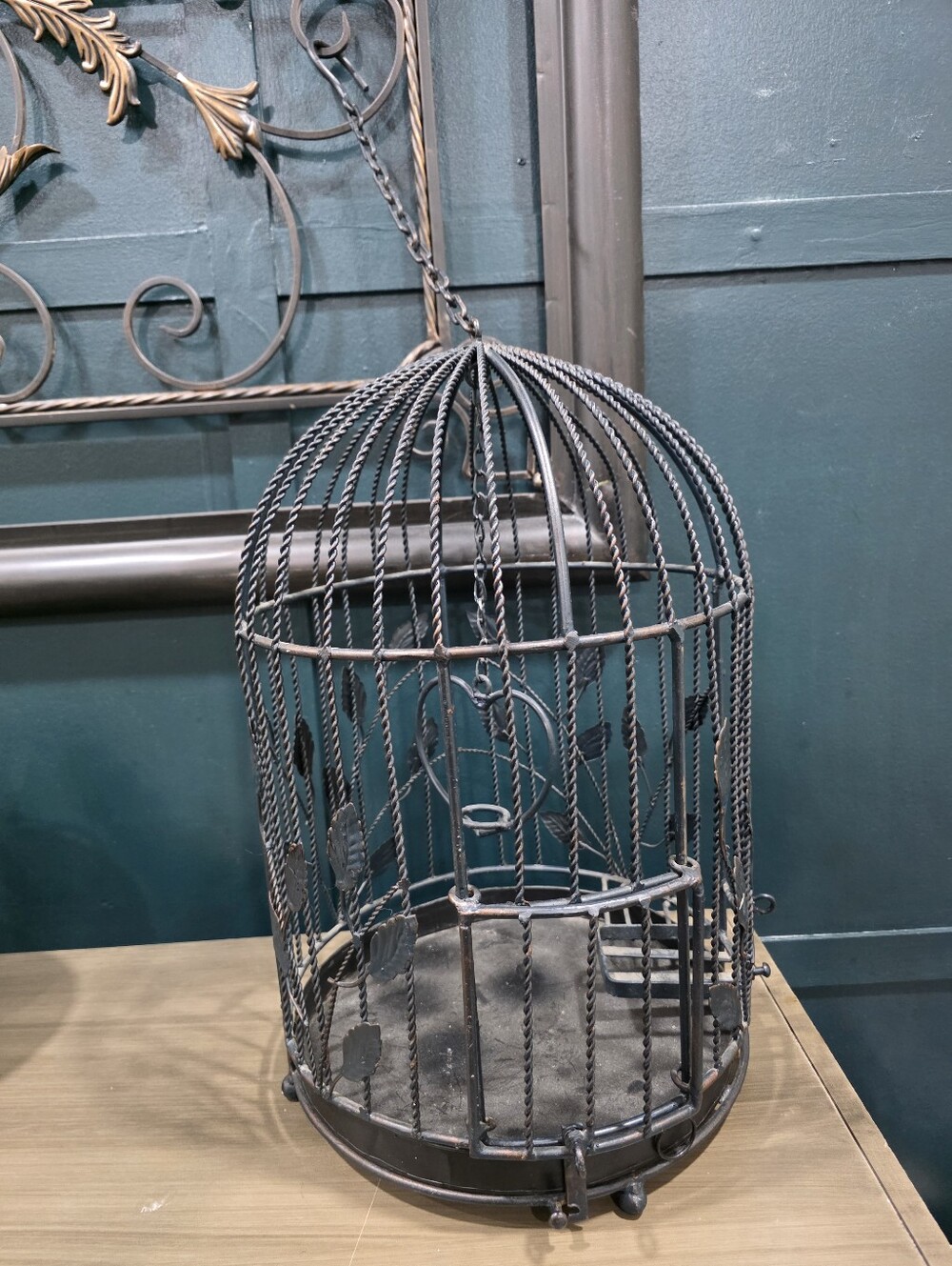 Vintage Style Decorative Metal Bird Cage With Hanging Heart Perch 18'H Large